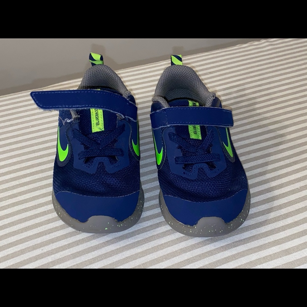 Boys Nike size 10c